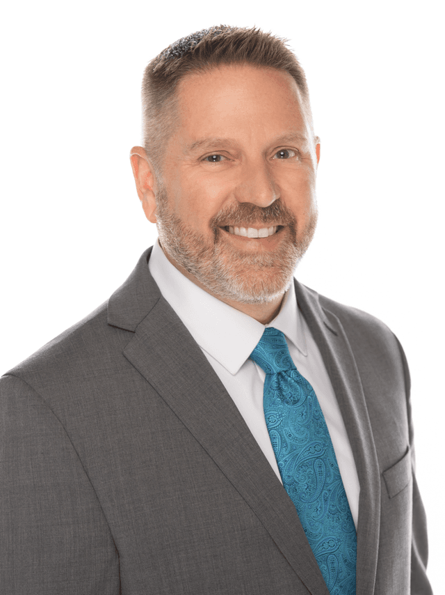 Shane Naugher headshot