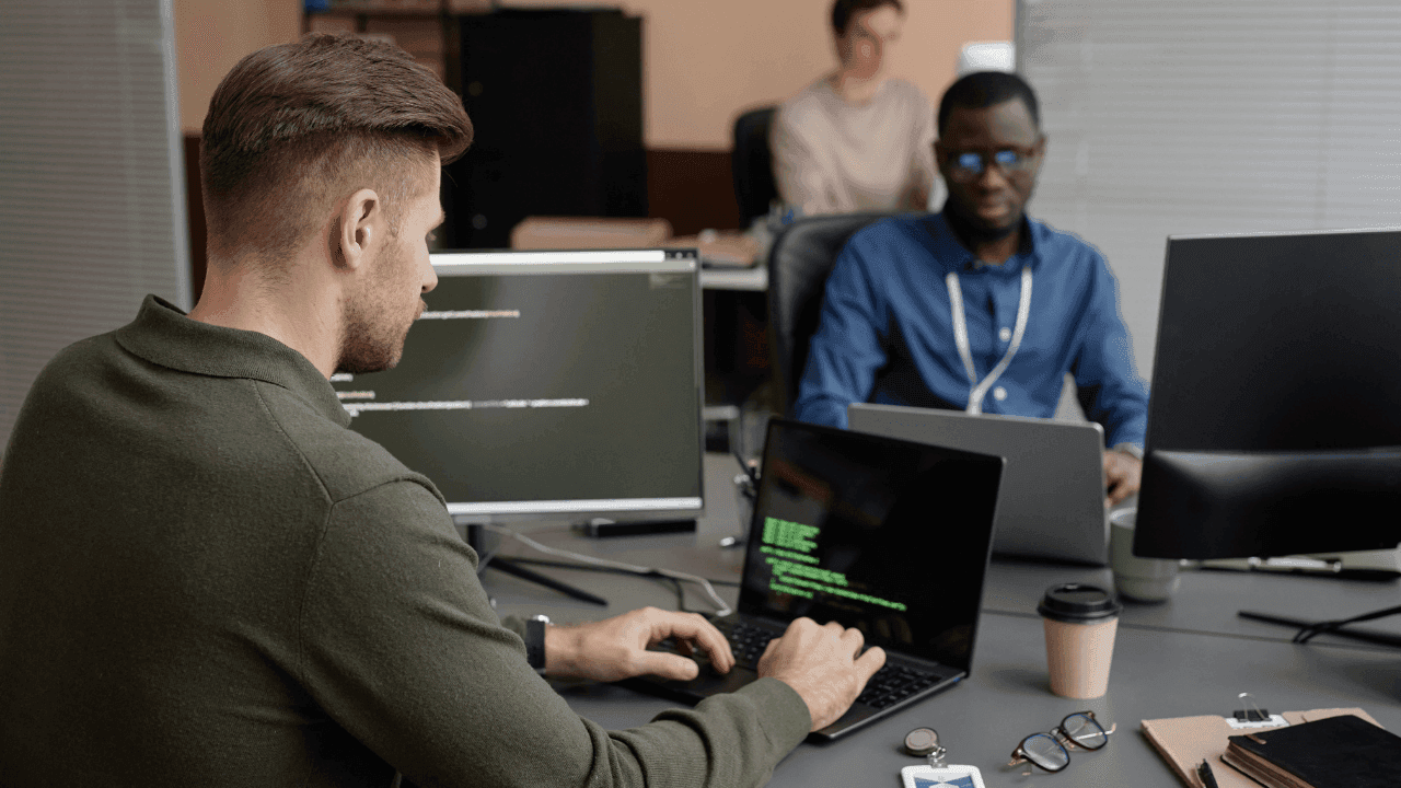 How to Implement a Cybersecurity Strategy for Small Businesses